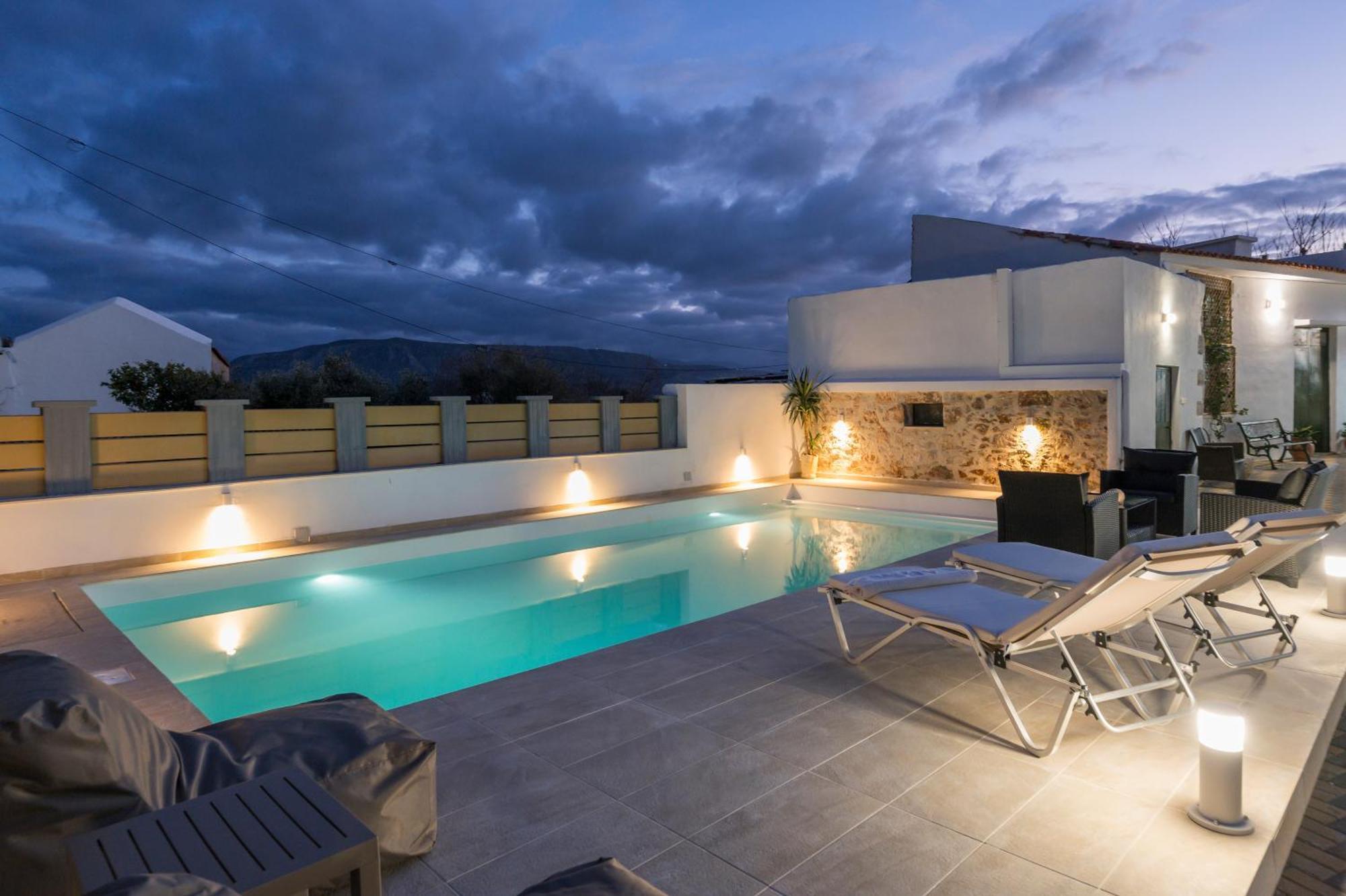Mar Traditional Mansion *