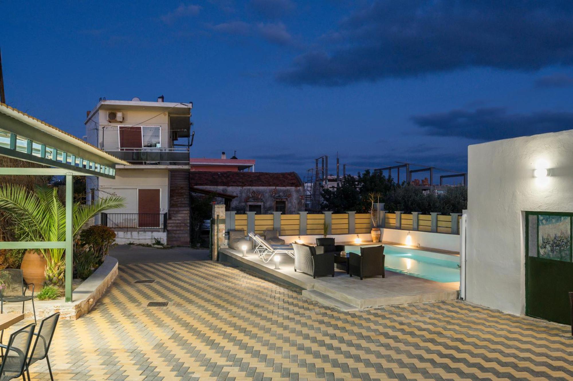 Mar Traditional Mansion *