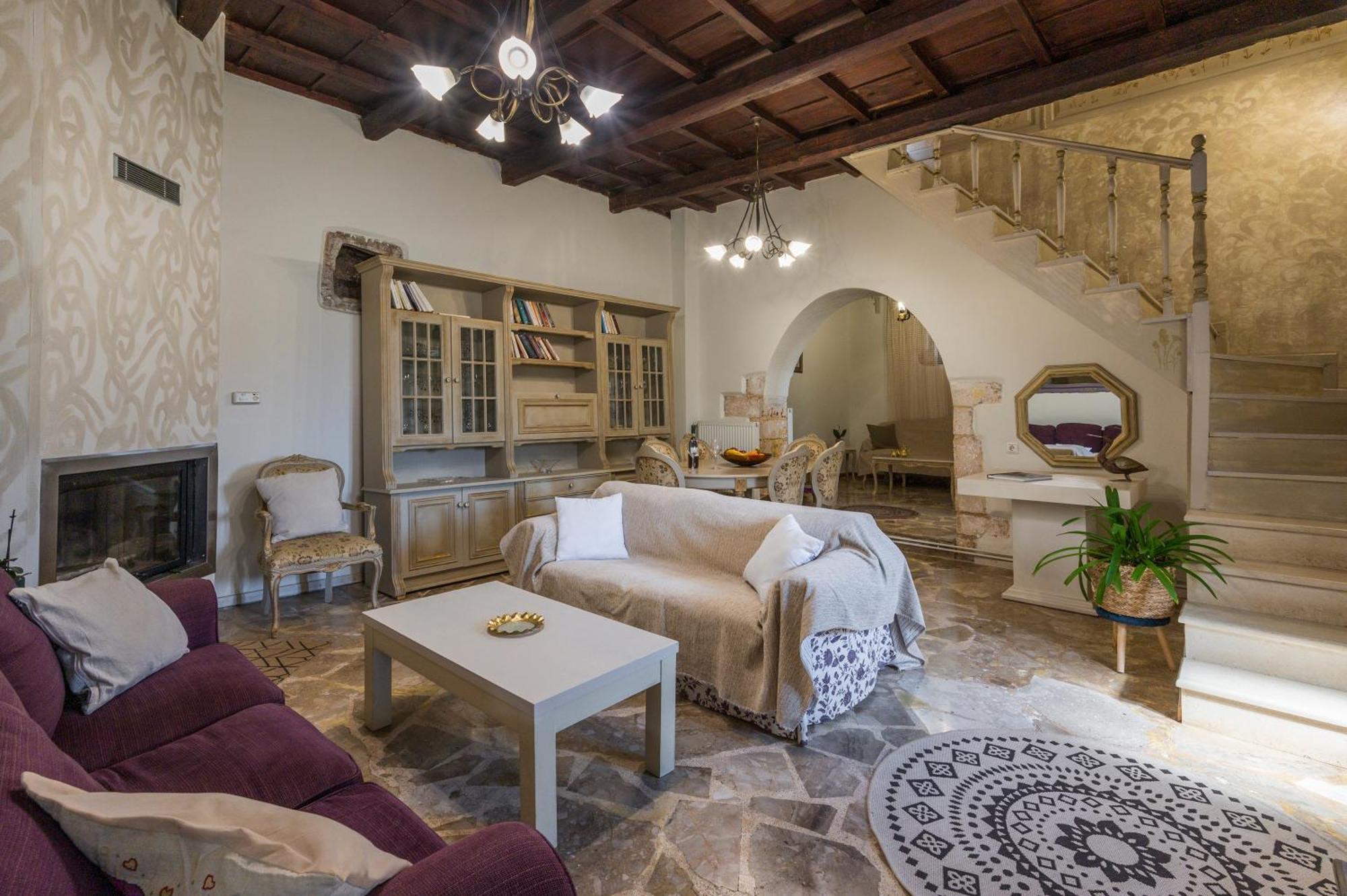 Villa Mar Traditional Mansion